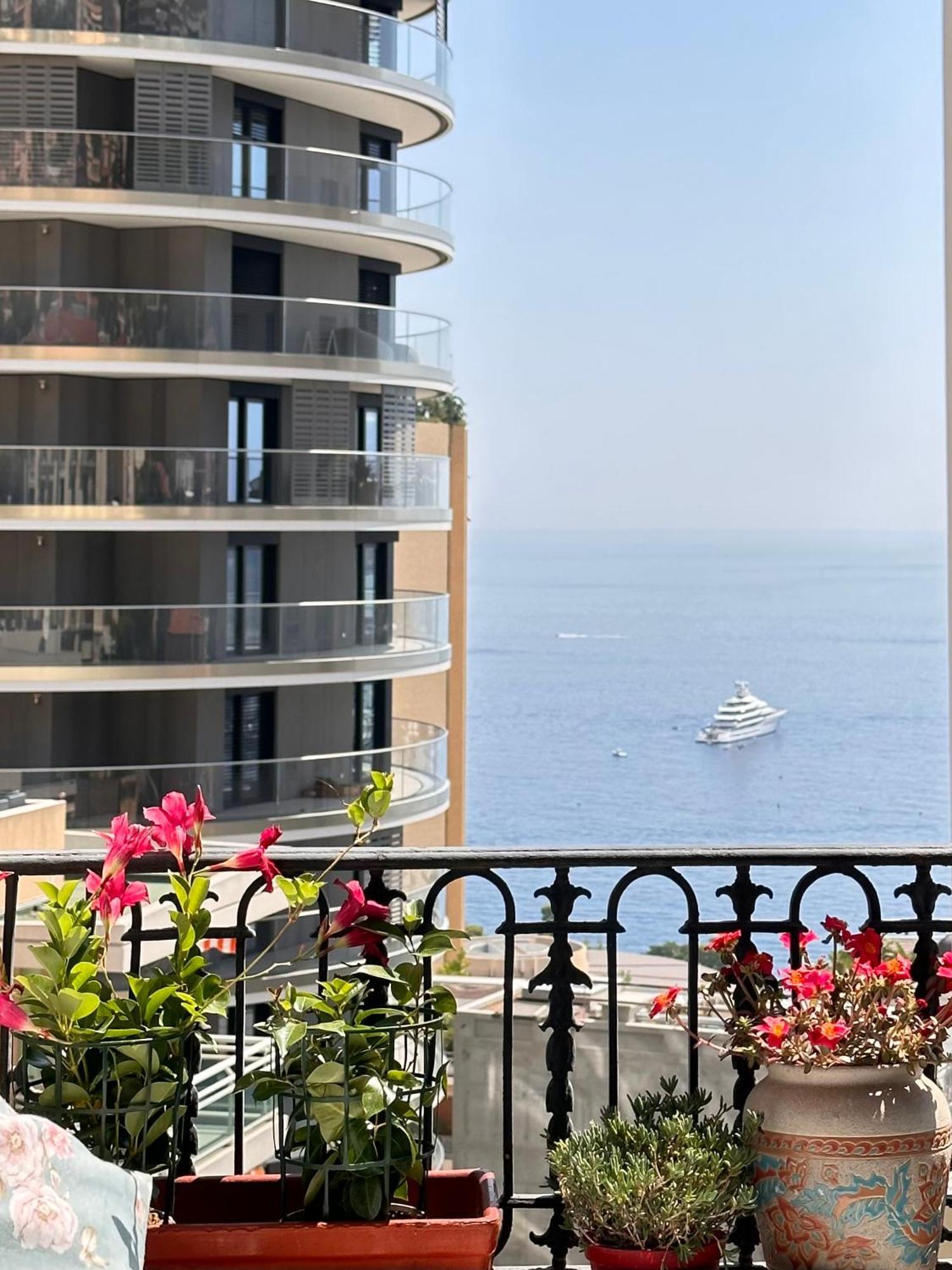 Monaco Border, 2 Bdr Luxury Apartment Sea View Beausoleil Exterior photo